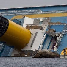 sinking, Costa Concordia, launch, cruise