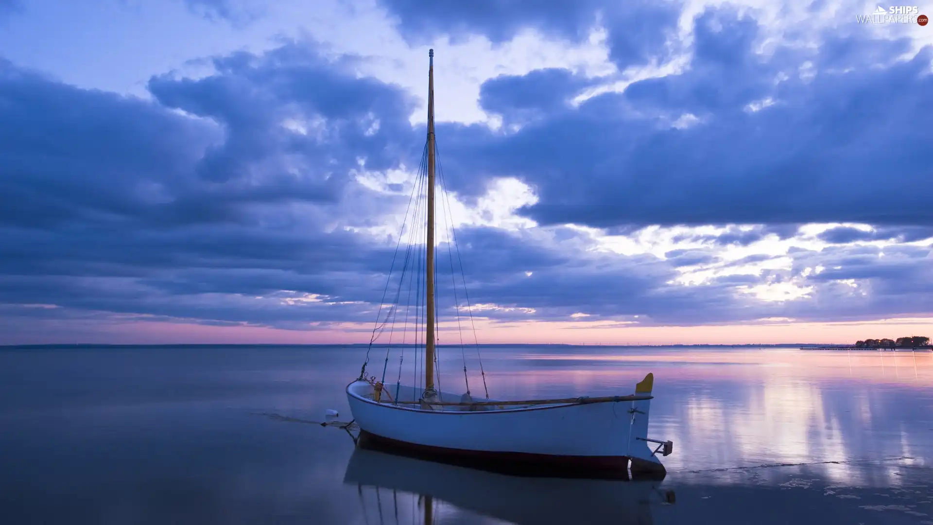 clouds, sea, bath-tub