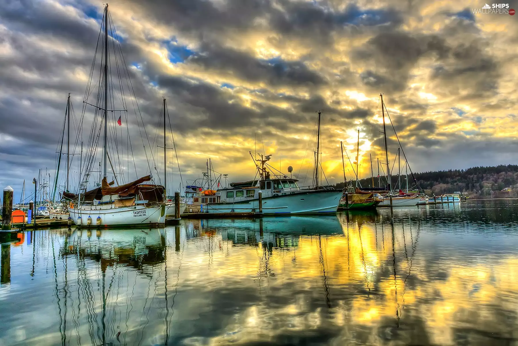 Sky, clouds, motorboat, Yachts, Harbour