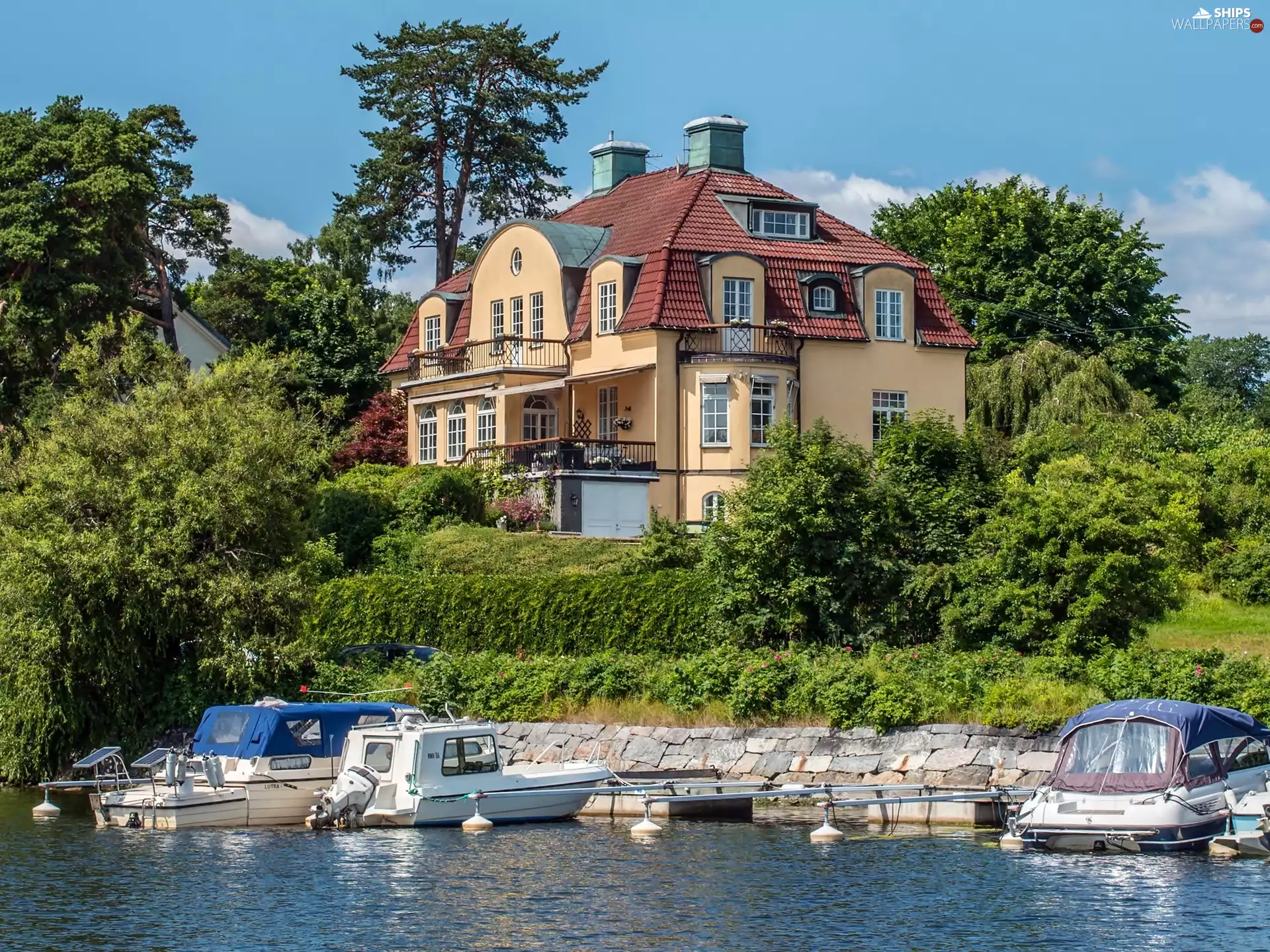 guesthouse, lake, Boats, Garden