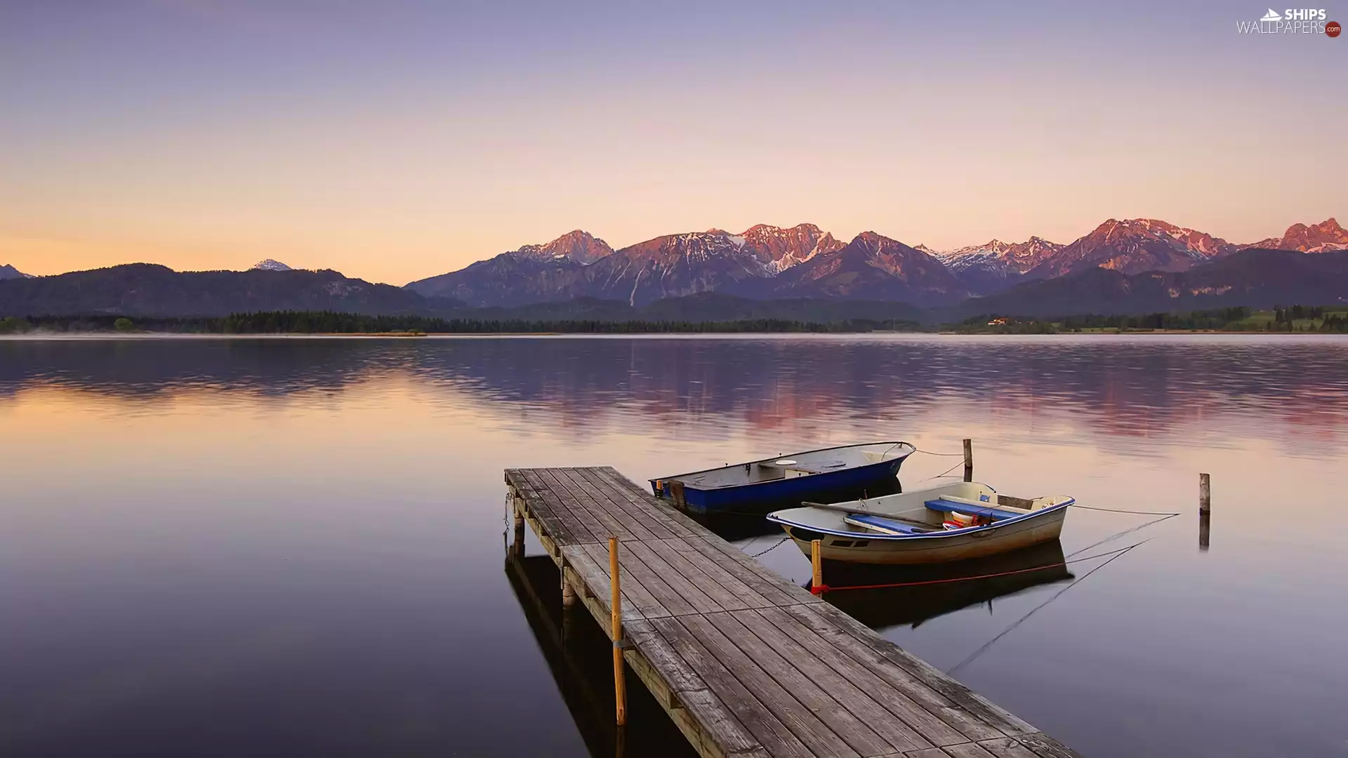 lake, Boats, Mountains