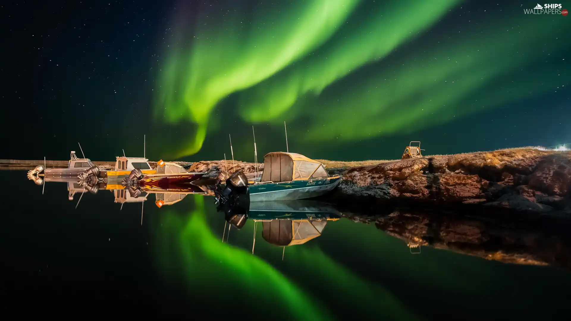 aurora polaris, lake, motorboat