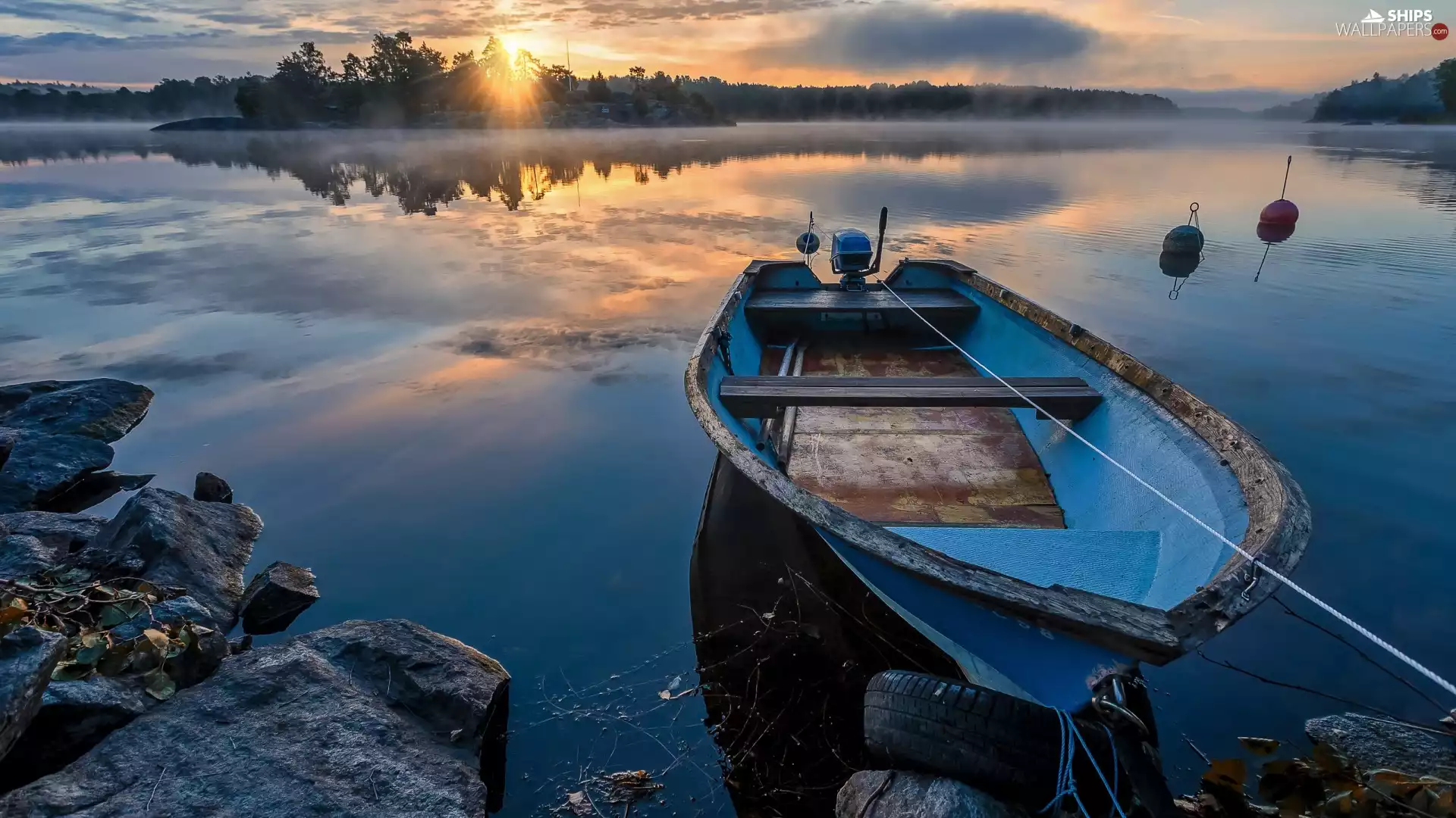 lake, Boat, viewes, Fog, trees, morning, rays of the Sun, Stones