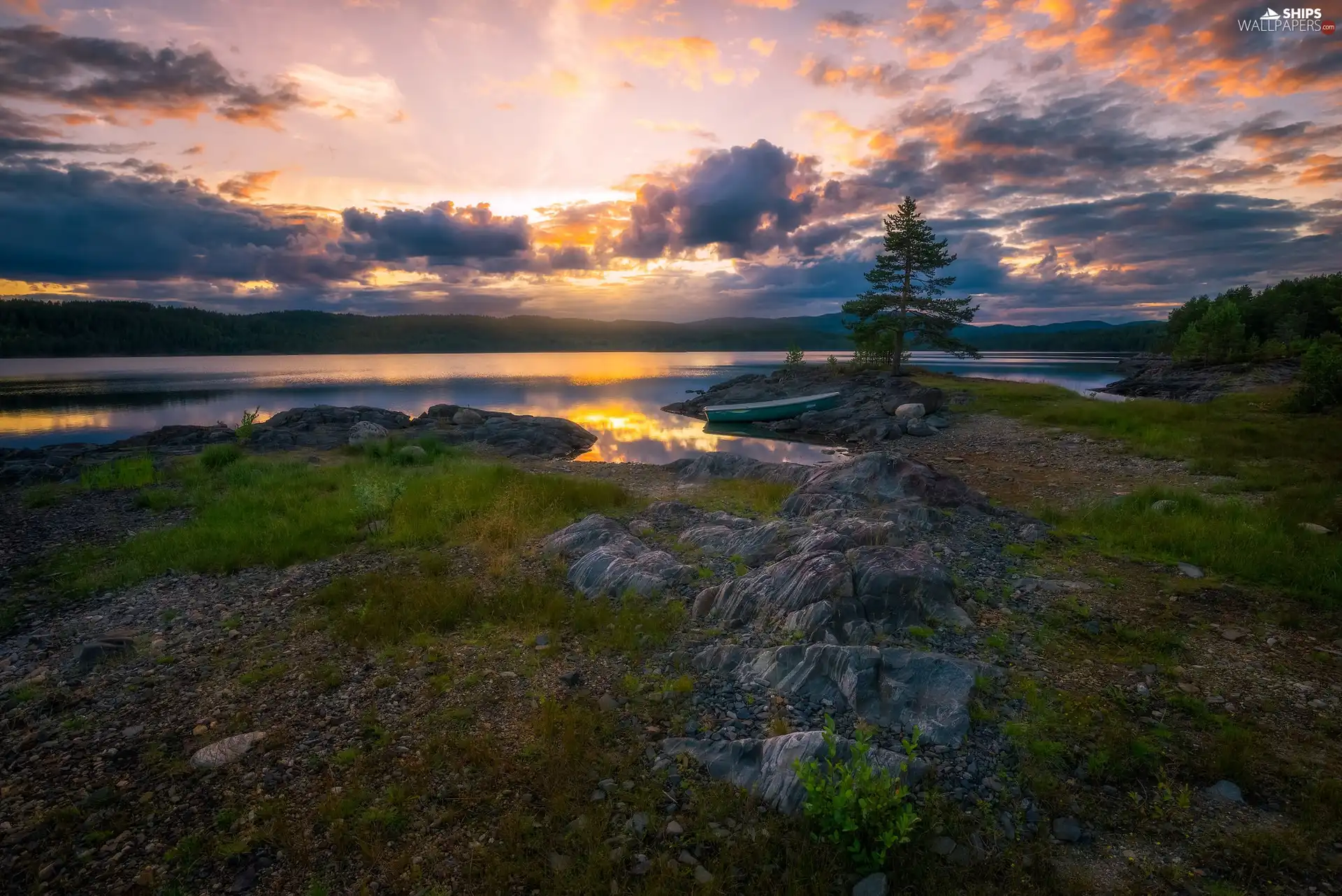 Ringerike Municipality Lake Boat Stones Viewes Norway Great