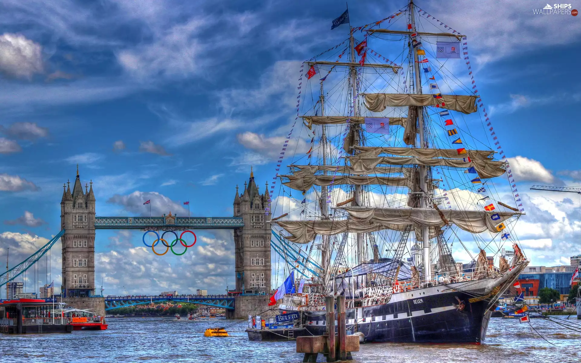 London, sailing vessel, Tower Bridge