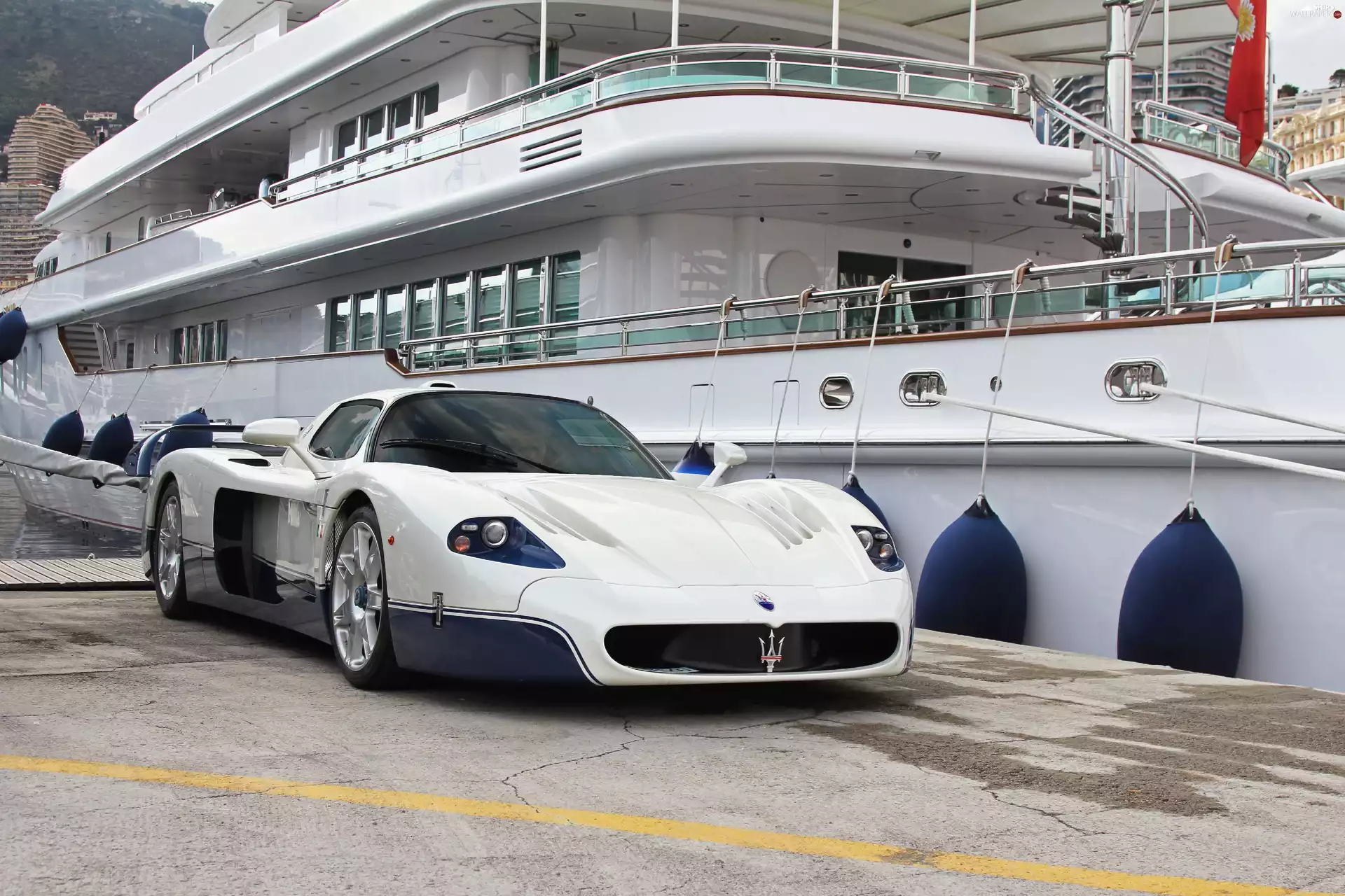 Ship, maserati, MC12