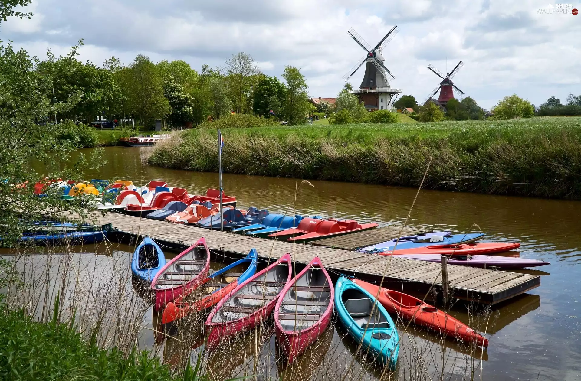 Bikes, water, VEGETATION, Windmills, viewes, boats, River, trees