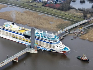 Aidaluna, Ship, passenger