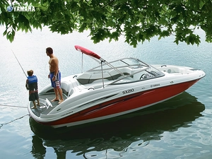 Fischers on motor boat