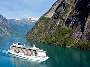 Norway, Fiord Geirangerfjorden, Ship, Mountains
