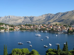 Mountains, Houses, motorboat, Catamaran, lake