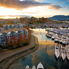 Yachts, Houses, reflection, Mountains, sun, Mooring, River, west