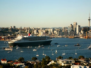 Ship, Yachts, Town, Queen Mary 2