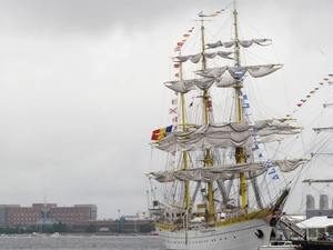 sailing vessel, port