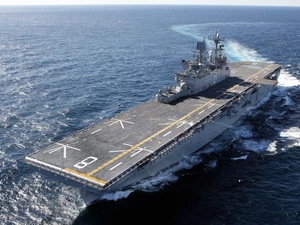 multitasking, assault, USS Makin Island, ship